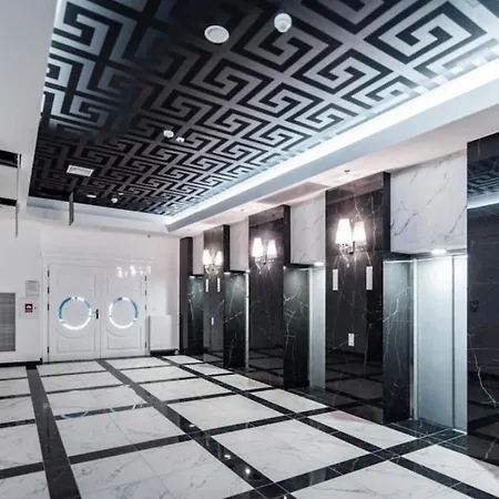Hanza Tower Club Family Jacuzzi & Pool Lejlighed
